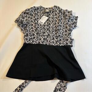 NWT Anthro Girls From Savoy Size S/4 Tieback Black & White 1/4 Zip Empire Blouse
